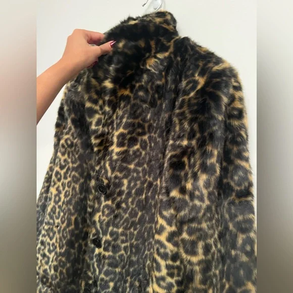* 💕SOLD* Luxury The Kooples Leopard Faux Fur Coat Small - Picture 9 of 17